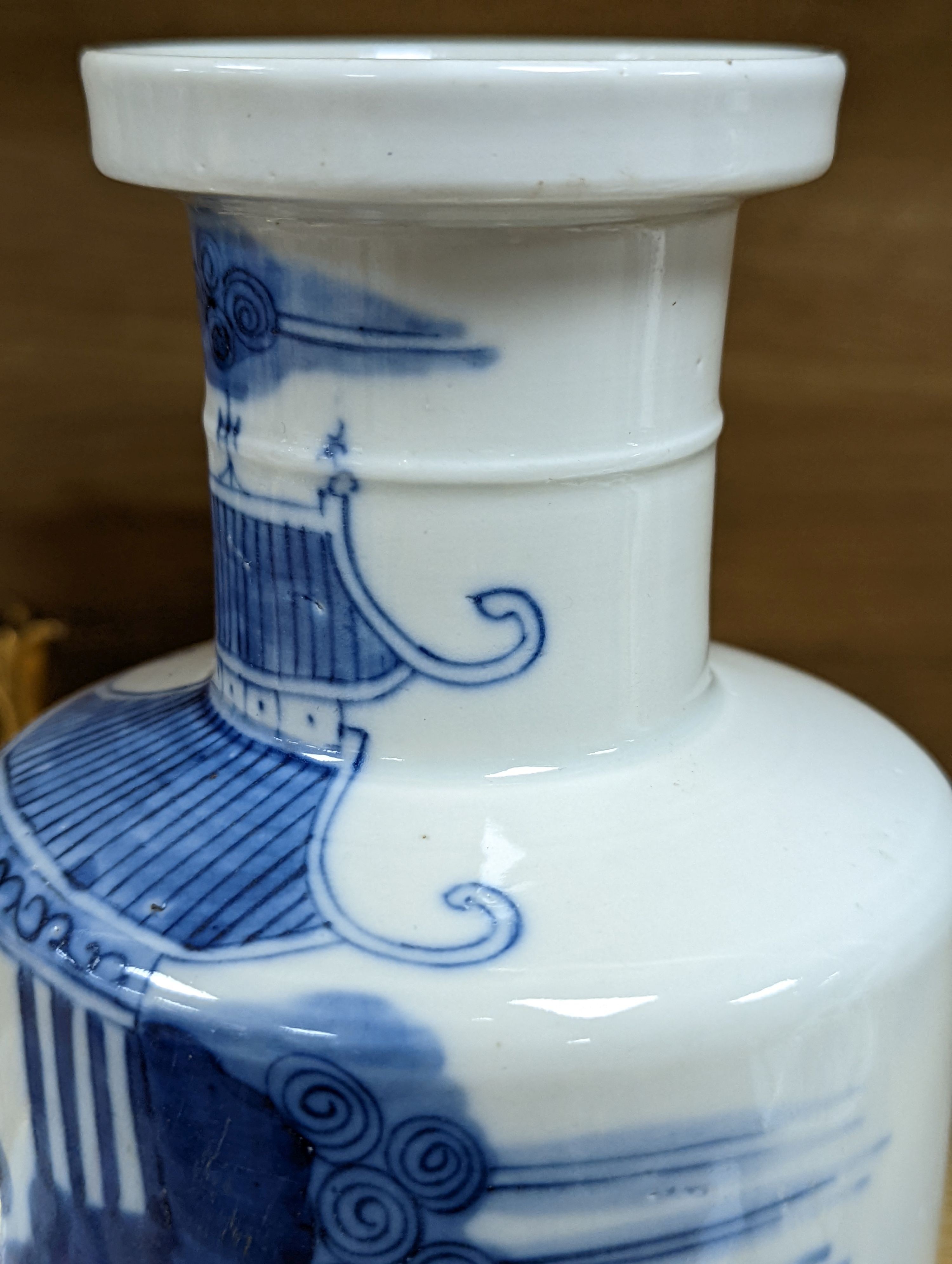 A Chinese blue and white rouleau vase, 25cm